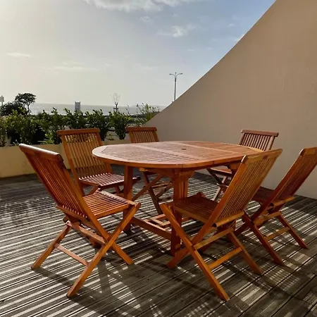 Le Face - * La Baule